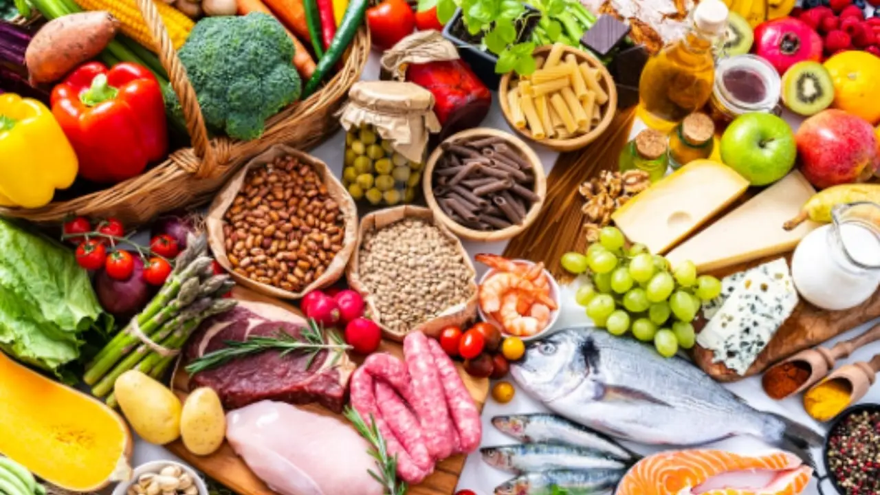 Gli errori comuni con i condimenti che rendono il pasto più pesante