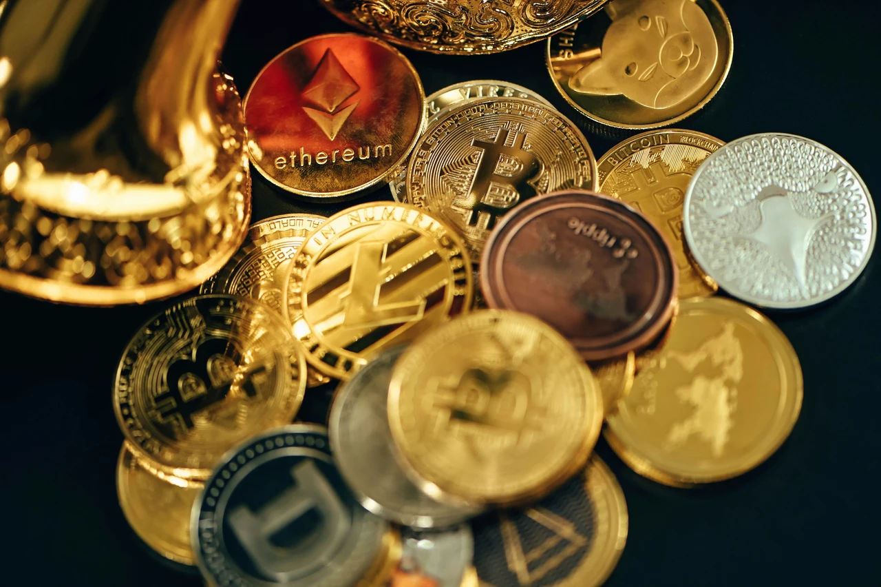 Cosa influenza l’andamento delle criptovalute: scenari futuri e previsioni per il valore del bitcoin