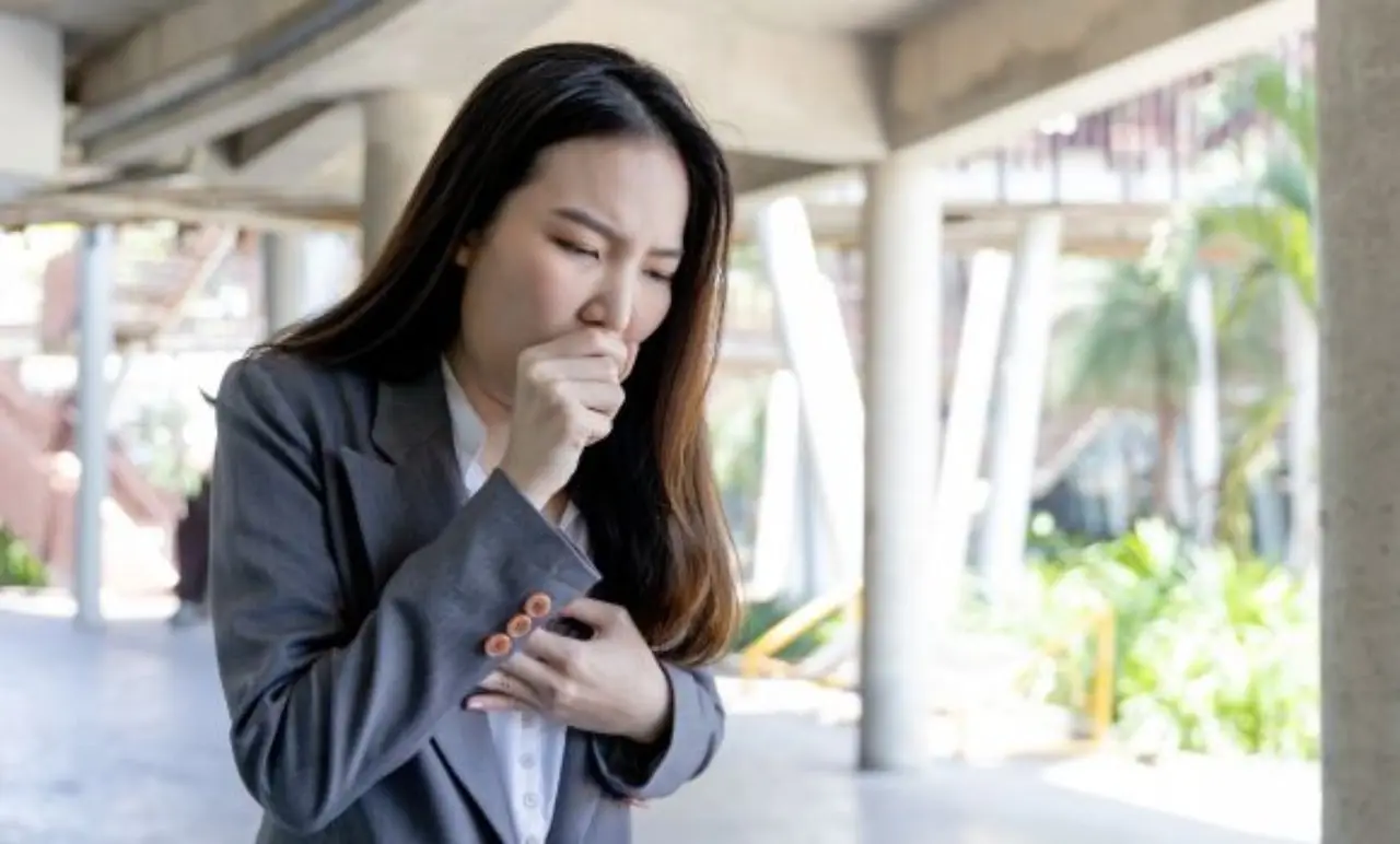 Tosse nervosa: ecco da cosa può dipendere