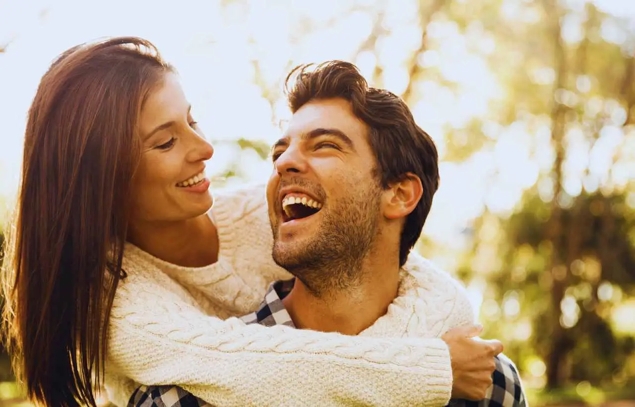 Il metodo definitivo per vivere felicemente con pochi soldi e godersi di più la vita