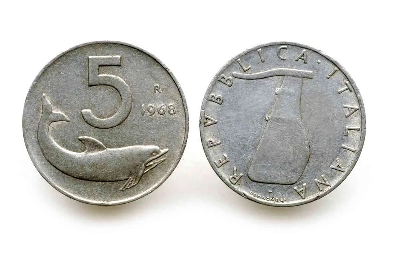 Hai conservato le 5 lire “uva” del 1946? Ecco quanto valgono oggi sul mercato numismatico