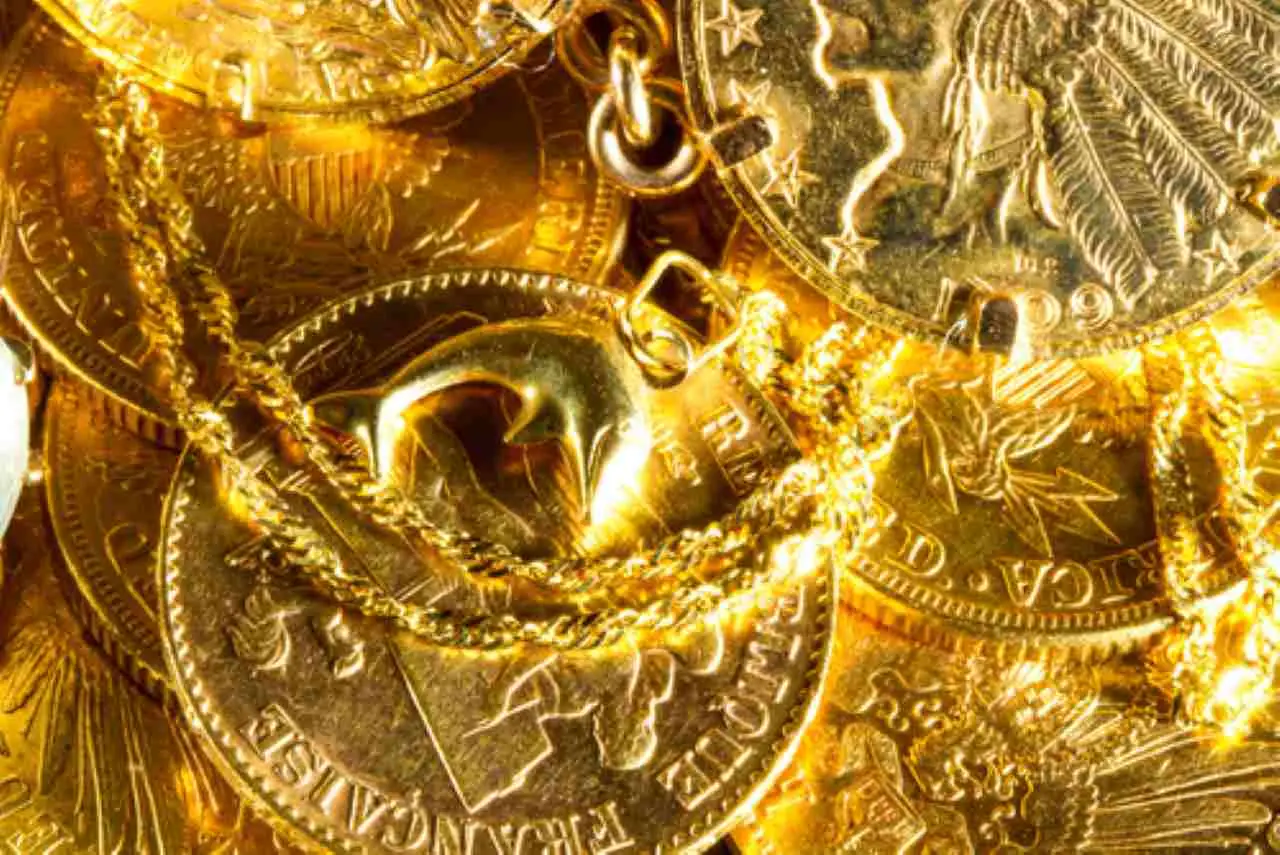 Conviene comprare oro adesso? Ecco cosa sta succedendo davvero al prezzo secondo gli esperti