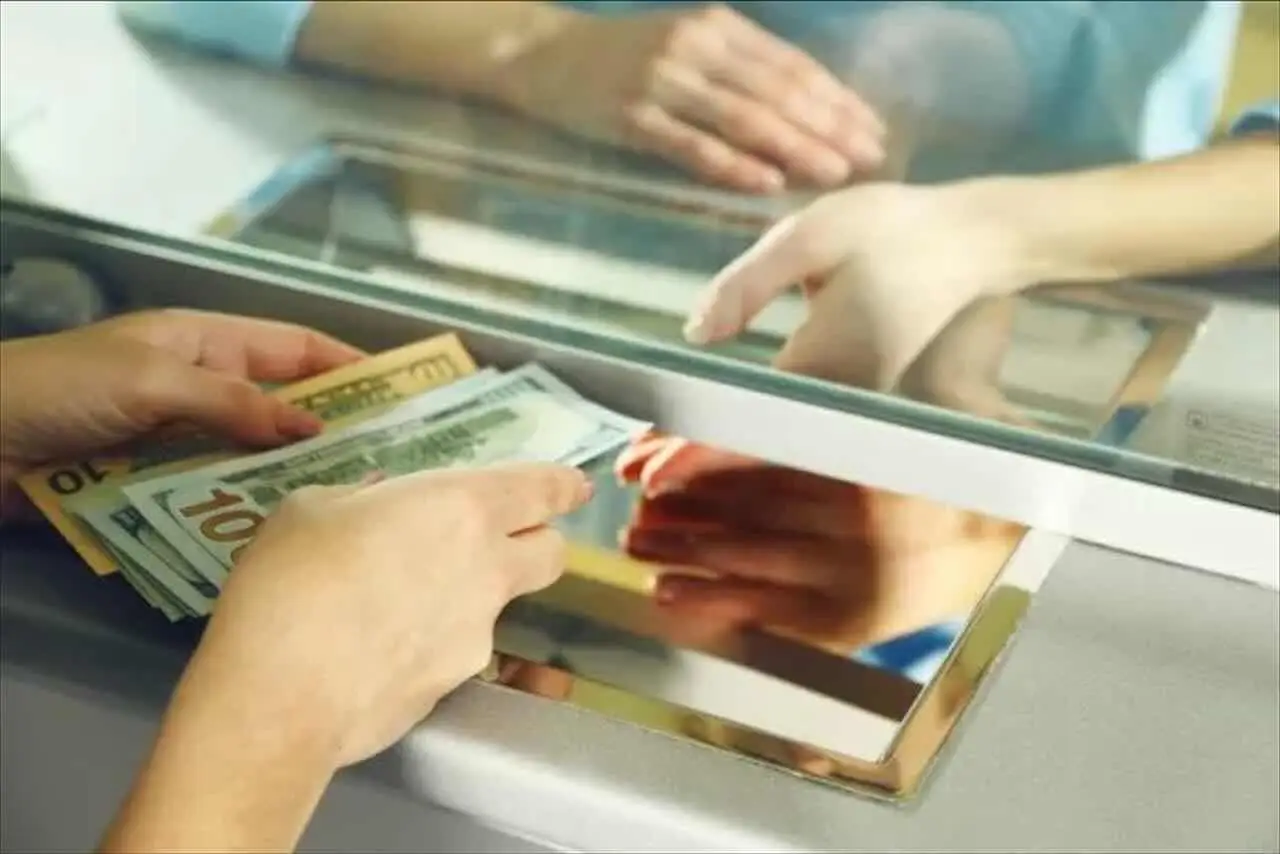 Cosa si intende per “operazioni bancarie”? Ecco la risposta